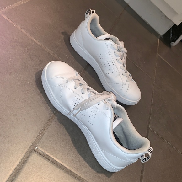 adidas Men's Cloudfoam Advantage Clean Sneaker - Picture 5 of 8